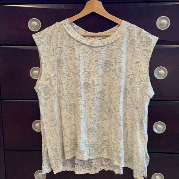 Free People Top - Picture 2 of 4